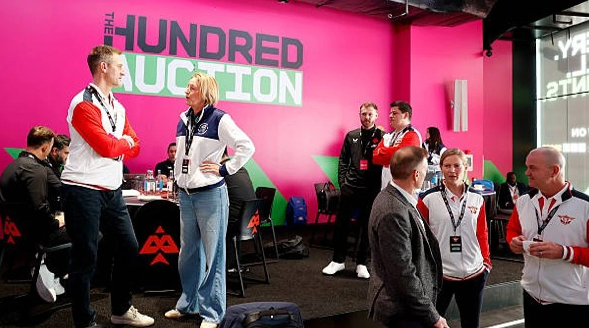 Women’s Hundred Auction