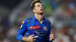 Santner Sits Out RR Clash with Right Shoulder Niggle