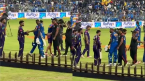 Watch How Rinku Singh Silently Steals Hardik Pandya’s Bat On Field?
