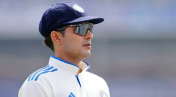 Shubman Gill Using His Captain