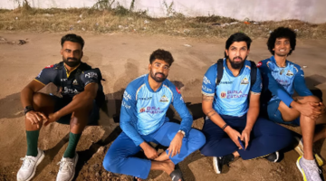 Gujarat titans Team Bus After Mid-Road Breakdown