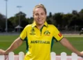 Sophie Molineux Profile: Family, Career, Age, Net Worth & Stats