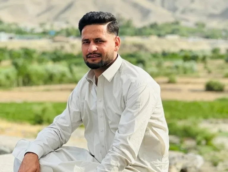 Wafadar Momand