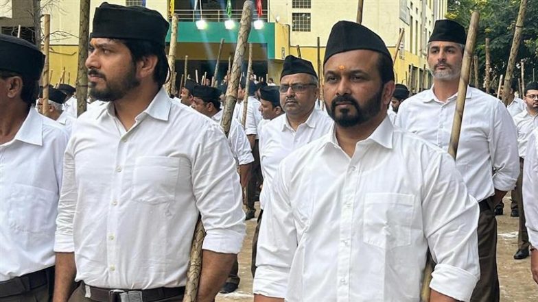 Kedar Jadhav Joins RSS Vijayadashami Parade in Pune